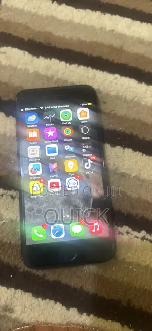 Apple iPhone SE 64 GB Black