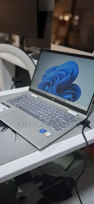 New Laptop HP Envy x360 8GB Intel Core i5 SSD 512GB
