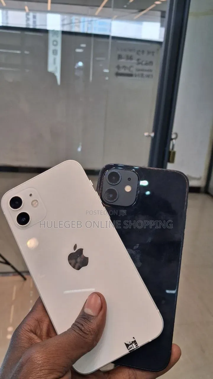 New Apple iPhone 12 128 GB Black