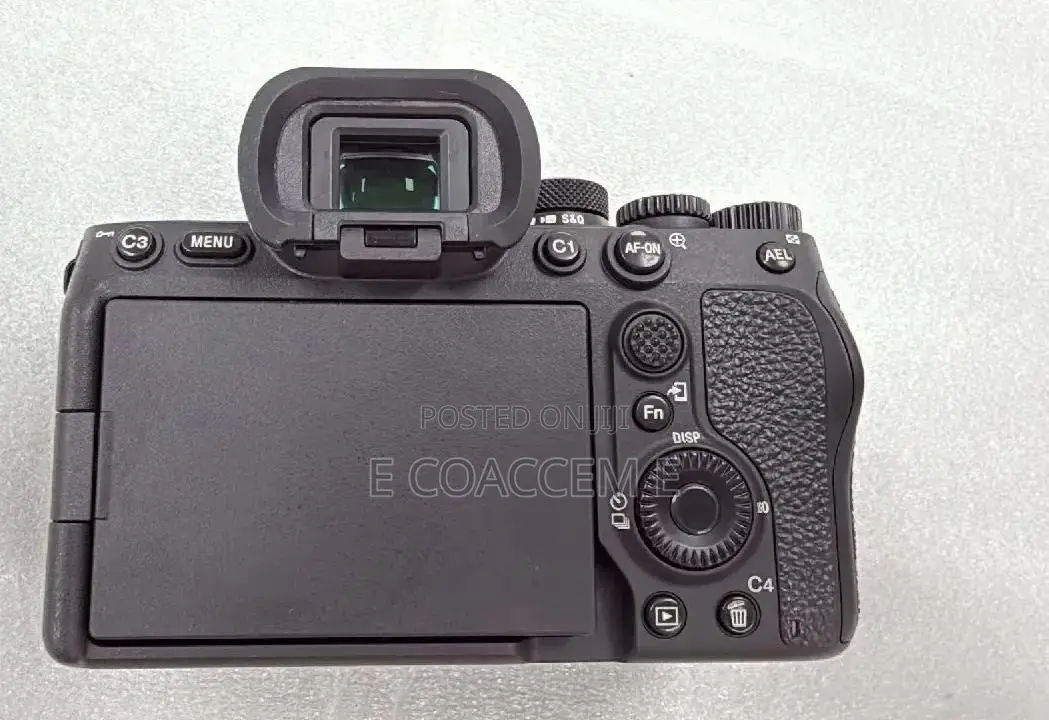 Sony Α7 IV Sensor Resolution:-
