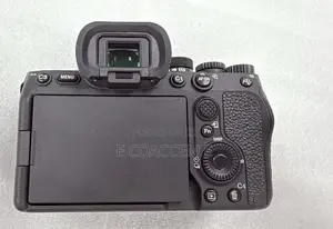 Sony Α7 IV Sensor Resolution:-