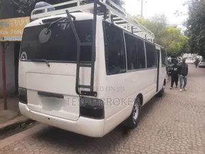 Toyota Coaster 2006 White