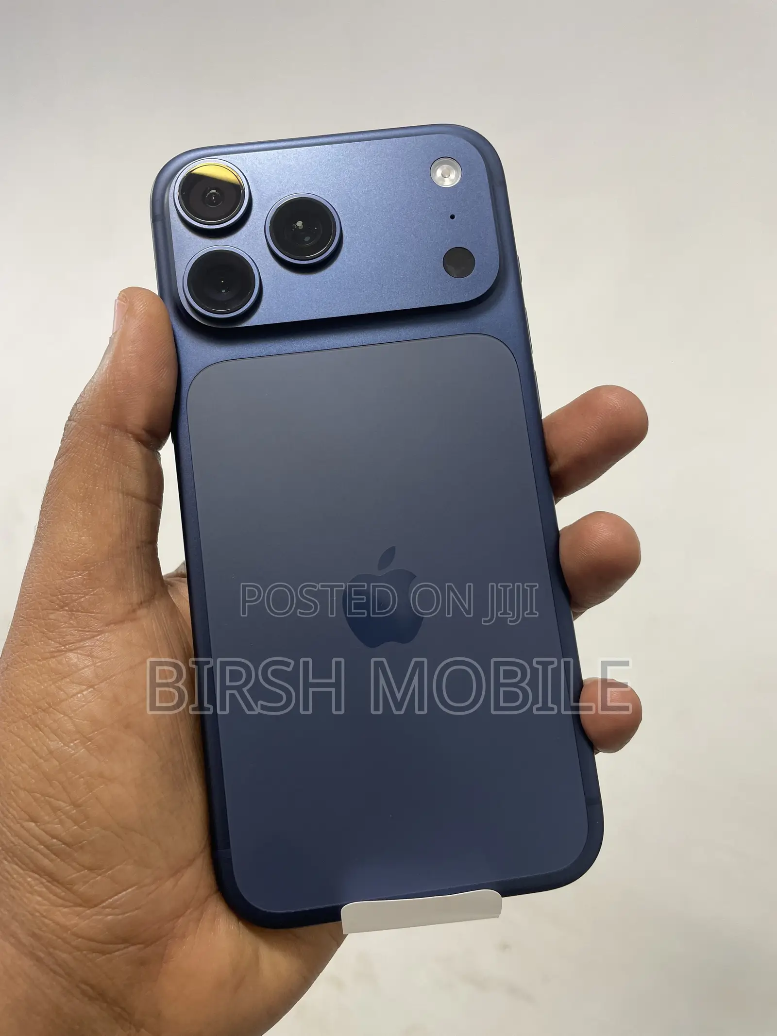 New Apple iPhone 17 Pro Max 256 GB Blue
