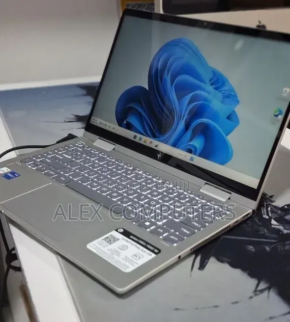 New Laptop HP Envy 14 8GB Intel Core i5 SSD 512GB