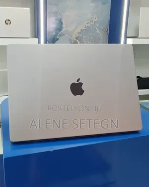 New Laptop Apple MacBook Pro 32GB Apple M1 SSD 1T