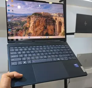New Laptop Lenovo Yoga 9 16GB Intel Core Ultra 7 SSD 512GB