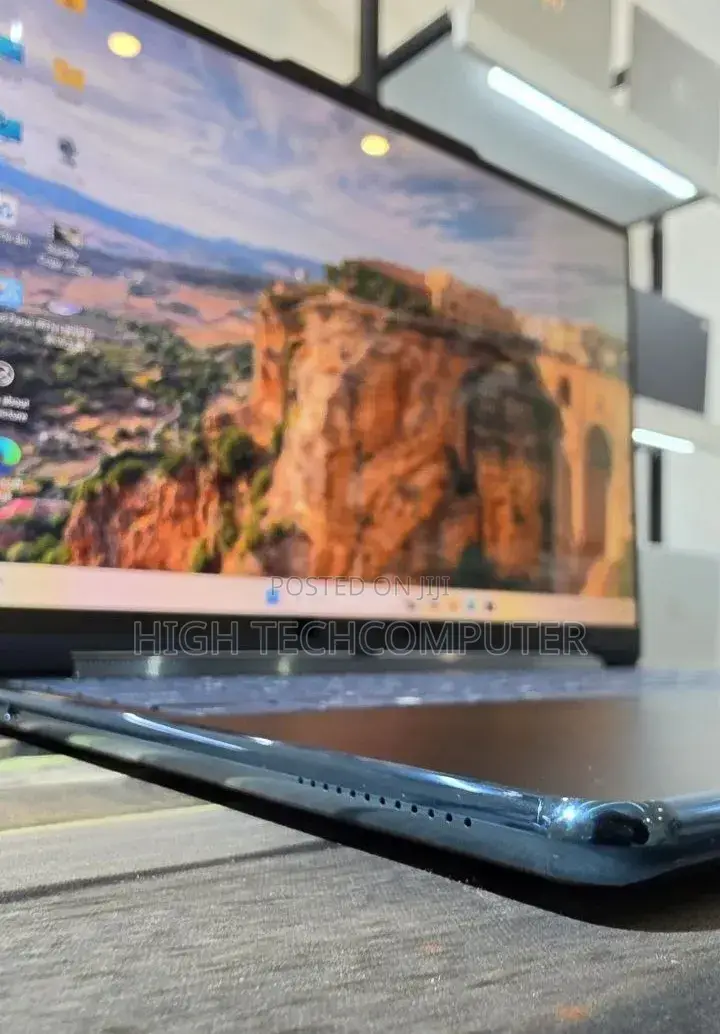 New Laptop Lenovo Yoga 9 16GB Intel Core Ultra 7 SSD 1T