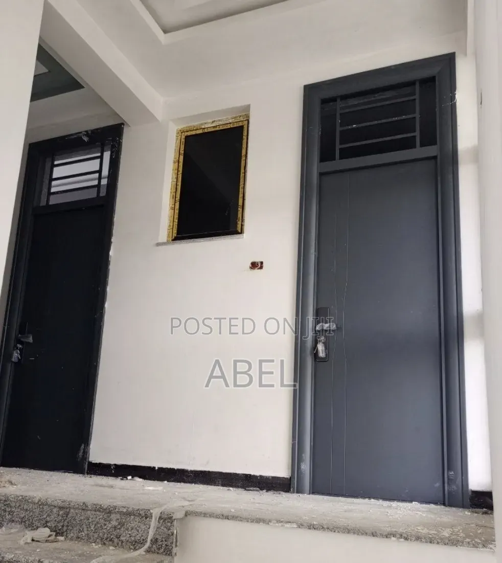 ​"ምርጥ ምርጫ ለቤትዎ! – Victor Door ዘመናዊ እና ውብ በሮች"