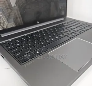 New Laptop HP ZBook Firefly G9 16GB Intel Core i7 SSD 1T
