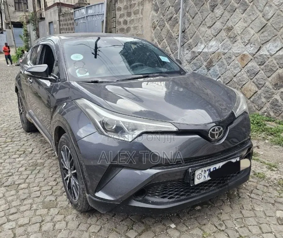 Toyota C-HR 2017 Gray