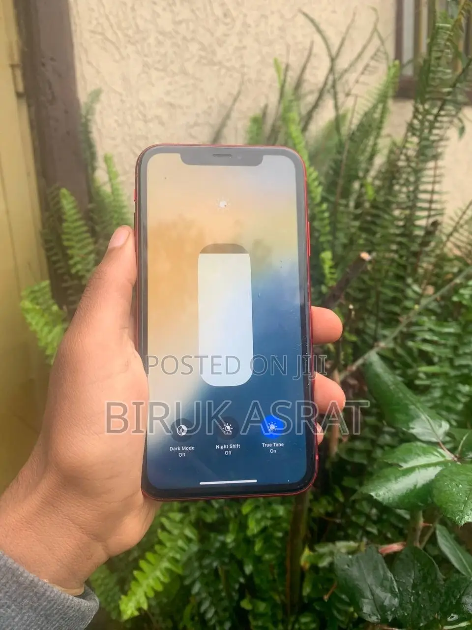 Apple iPhone XR 64 GB Red