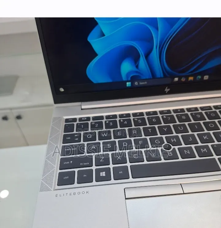 New Laptop HP EliteBook 840 G7 16GB Intel Core i5 SSD 512GB