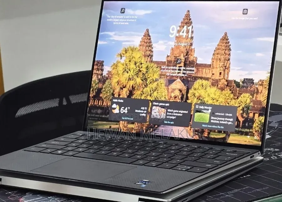 New Laptop Dell XPS 13 16GB Intel Core i7 SSD 512GB
