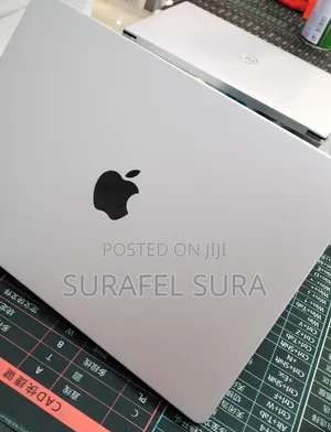 New Laptop Apple MacBook Pro 2019 16GB Apple M5 Pro SSD 512GB