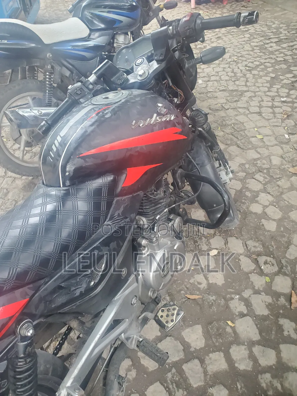 Bajaj Pulsar 180 2015 Black