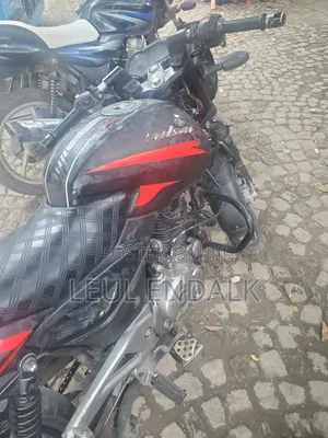 Bajaj Pulsar 180 2015 Black