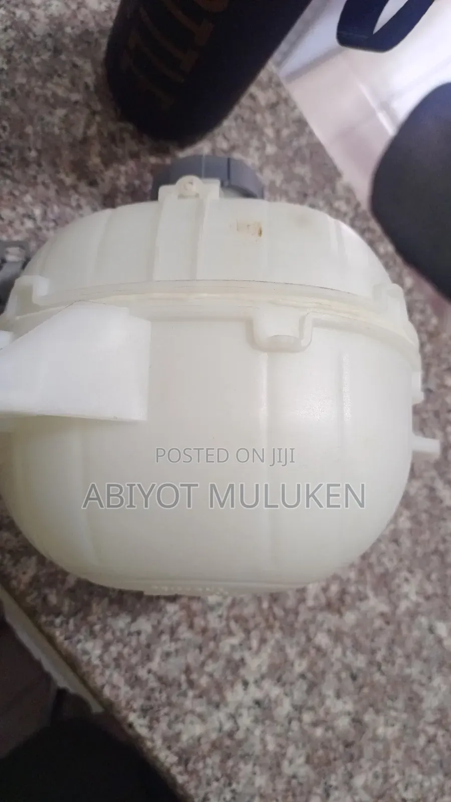 Hyundai Tucson 2021-2025 Reservoir Tank