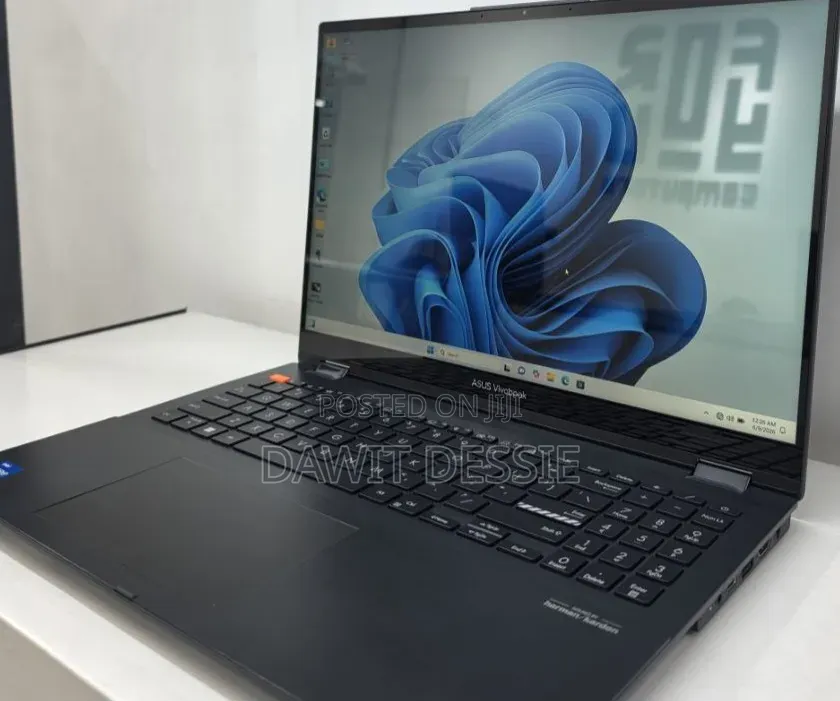 New Laptop Asus 16GB Intel Core i5 SSD 512GB