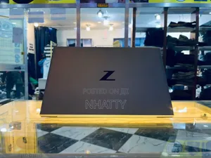 New Laptop HP ZBook Firefly 14 G7 16GB Intel Core i7 SSD 512GB