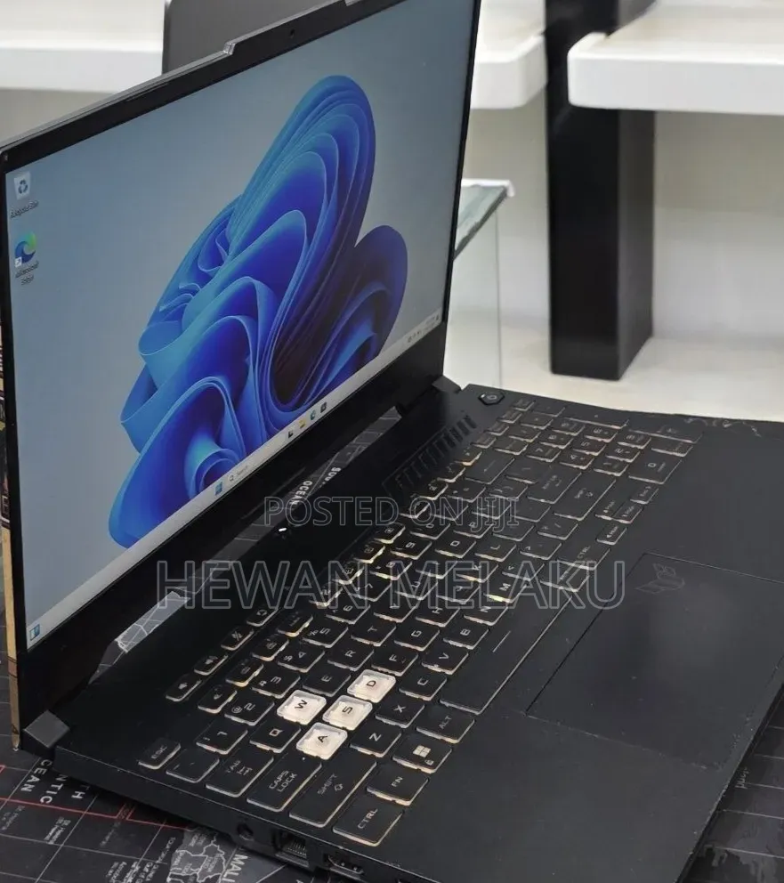 New Laptop Asus TUF Gaming F15 16GB Intel Core i7 SSD 512GB