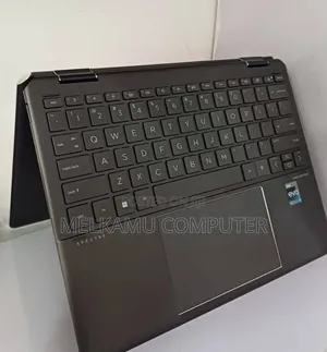 New Laptop HP Spectre 16GB Intel Core i7 SSD 1T