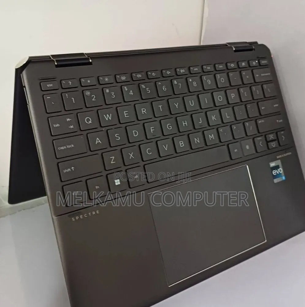 New Laptop HP Spectre 16GB Intel Core i7 SSD 1T