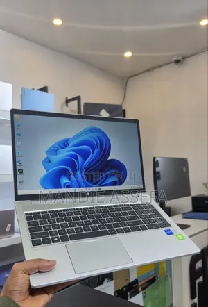 New Laptop HP ProBook 450 G8 16GB Intel Core i7 SSD 512GB