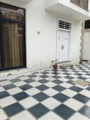 Furnished 6bdrm House in Yeka for sale