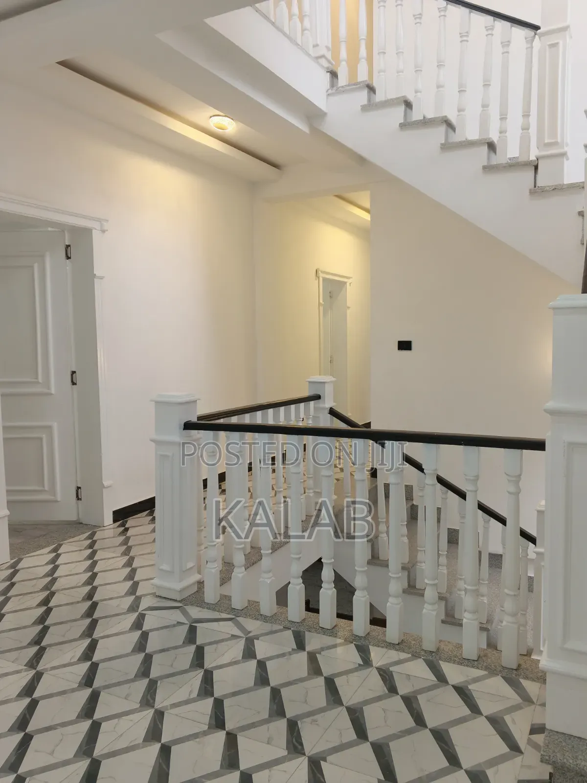 Furnished 6bdrm House in Yeka for sale