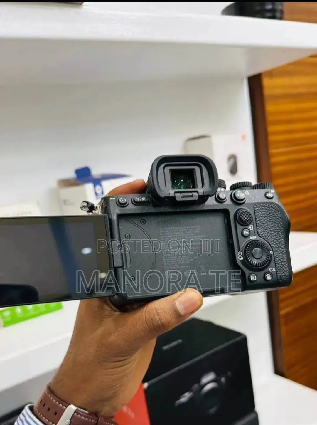 Sony A7 IV | Professional Camera + Lens | Excellent Condition