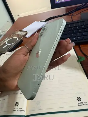 Apple iPhone 12 128 GB
