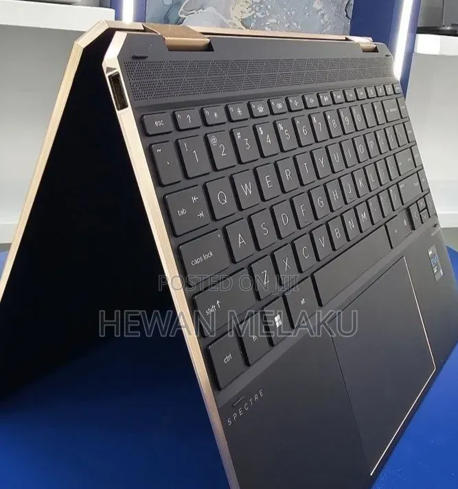 New Laptop HP Spectre X360 16GB Intel Core i7 SSD 512GB