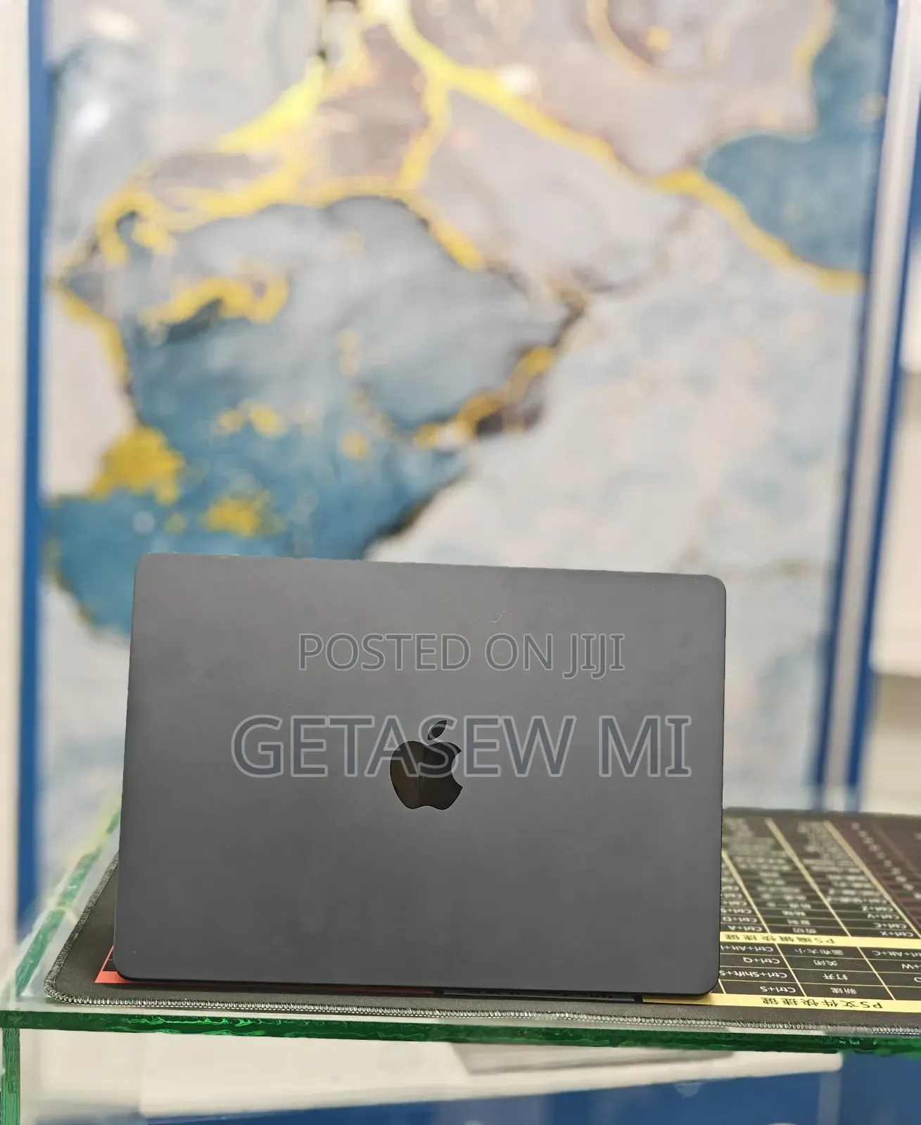 New Laptop Apple MacBook Air 2022 M2 8GB Apple M2 SSD 512GB