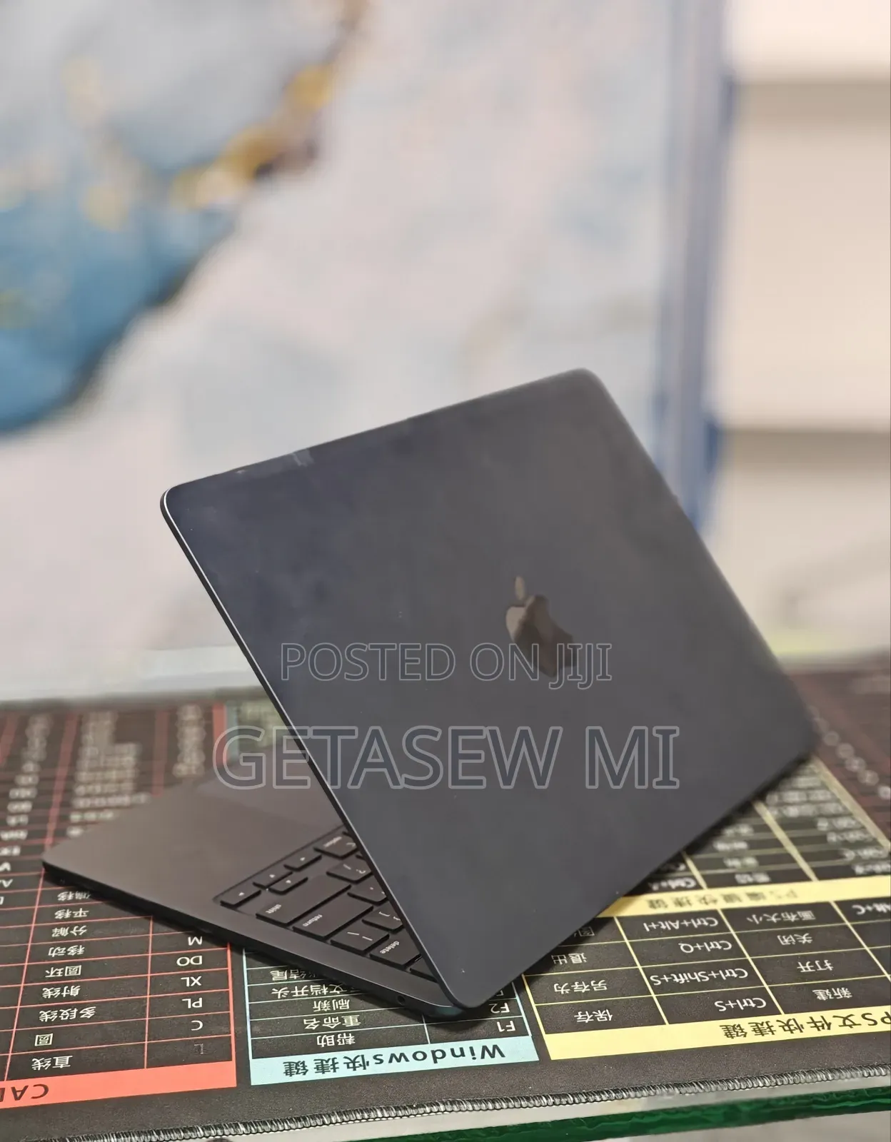 New Laptop Apple MacBook Air 2022 M2 8GB Apple M2 SSD 512GB