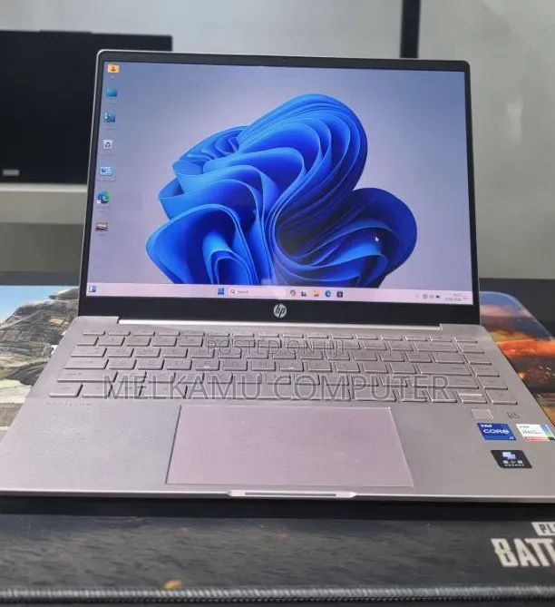 New Laptop HP Pavilion 14 16GB Intel Core i7 SSD 512GB