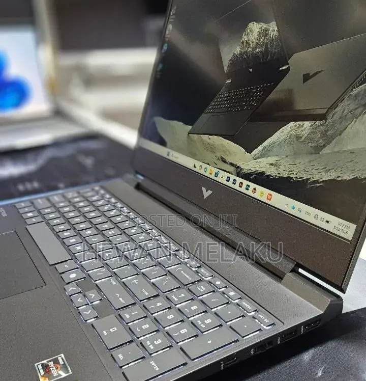 New Laptop HP Victus 15 16GB AMD Ryzen 7 SSD 512GB
