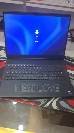 New Laptop Alienware 16x Aurora 32GB Intel Core Ultra 7 SSD 1T