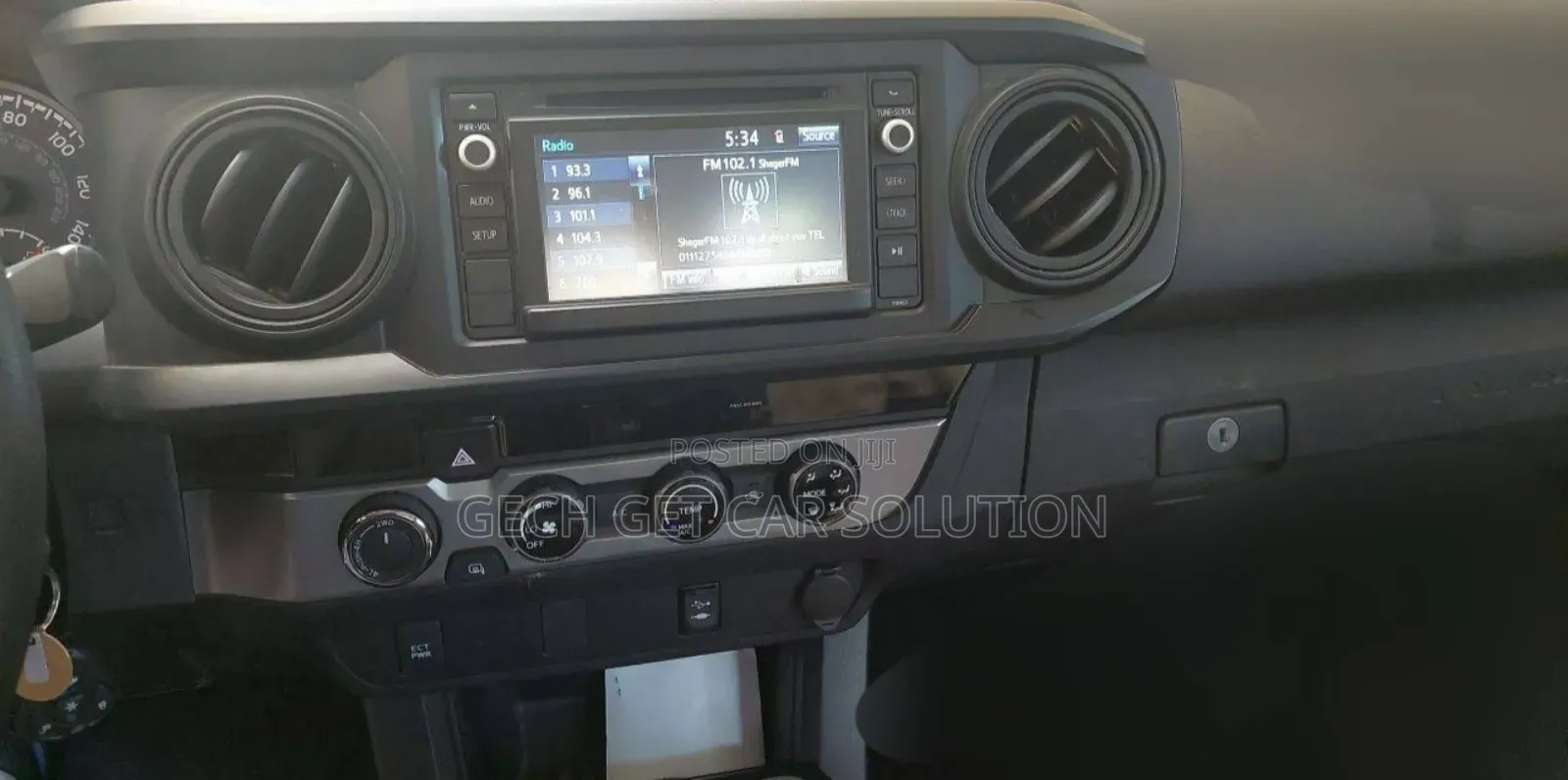 Toyota Tacoma 2018 White