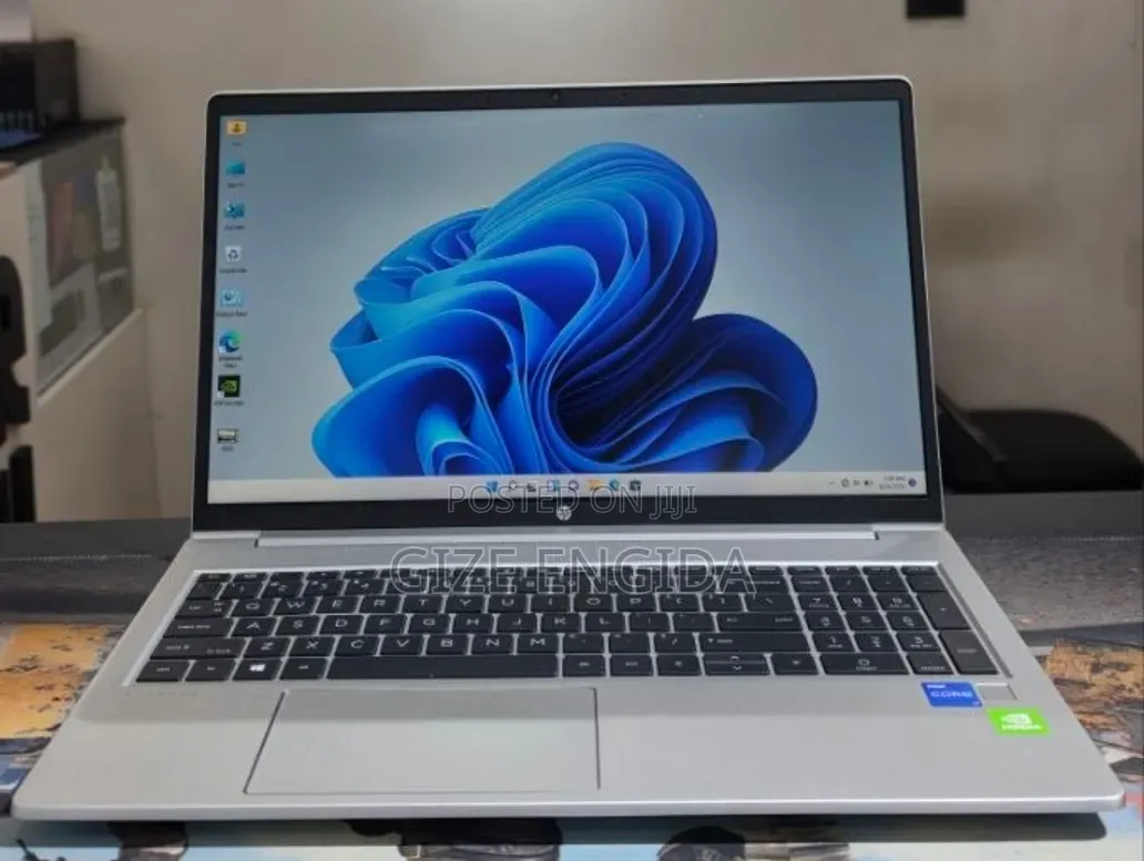 New Laptop HP ProBook 450 G8 16GB Intel Core i7 SSD 512GB
