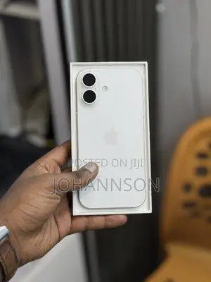 New Apple iPhone 17 256 GB White