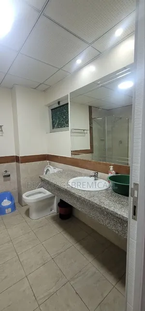 2bdrm Apartment in ብስራተ ገብርኤል, Lideta for rent
