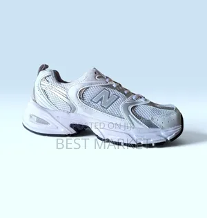 New Balance 530