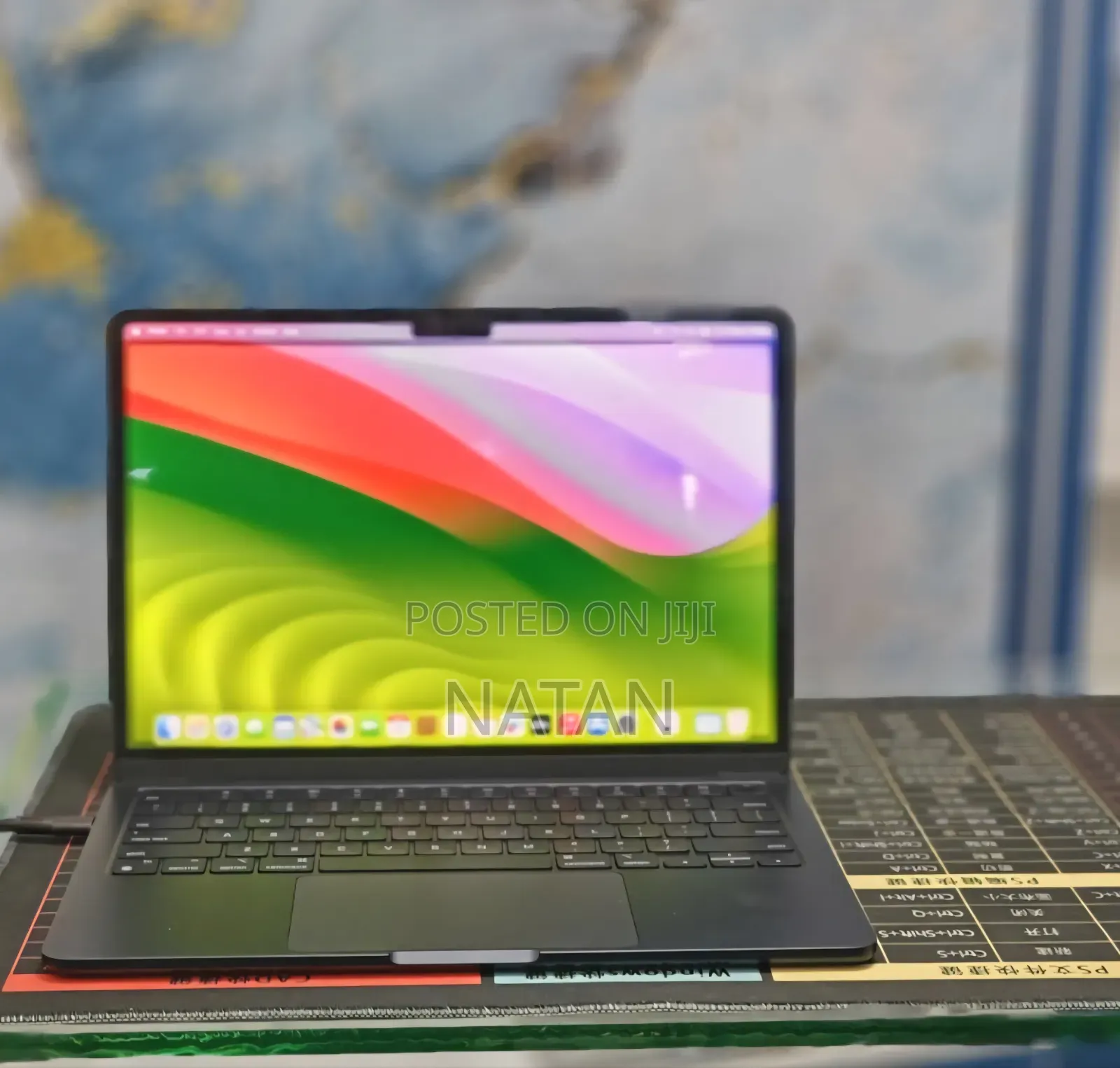 New Laptop Apple MacBook Air 2022 M2 8GB SSD 512GB
