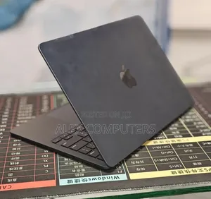 New Laptop Apple MacBook 8GB Apple M2 SSD 512GB
