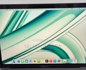 New Laptop Apple MacBook Pro 2017 8GB Intel Core i5 SSD 256GB