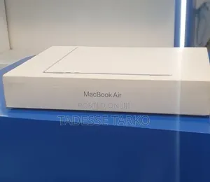 New Laptop Apple MacBook Air 2025 M4 16GB Apple M4 SSD 256GB