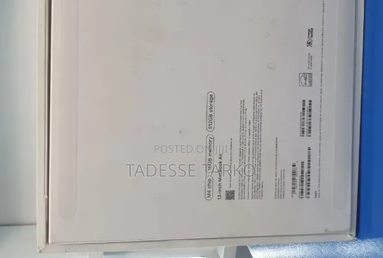 New Laptop Apple MacBook Air 2025 M4 16GB Apple M4 SSD 256GB