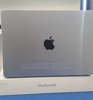 New Laptop Apple MacBook Air 2025 M4 16GB Apple M4 SSD 256GB