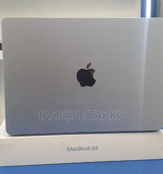 New Laptop Apple MacBook Air 2025 M4 16GB Apple M4 SSD 256GB