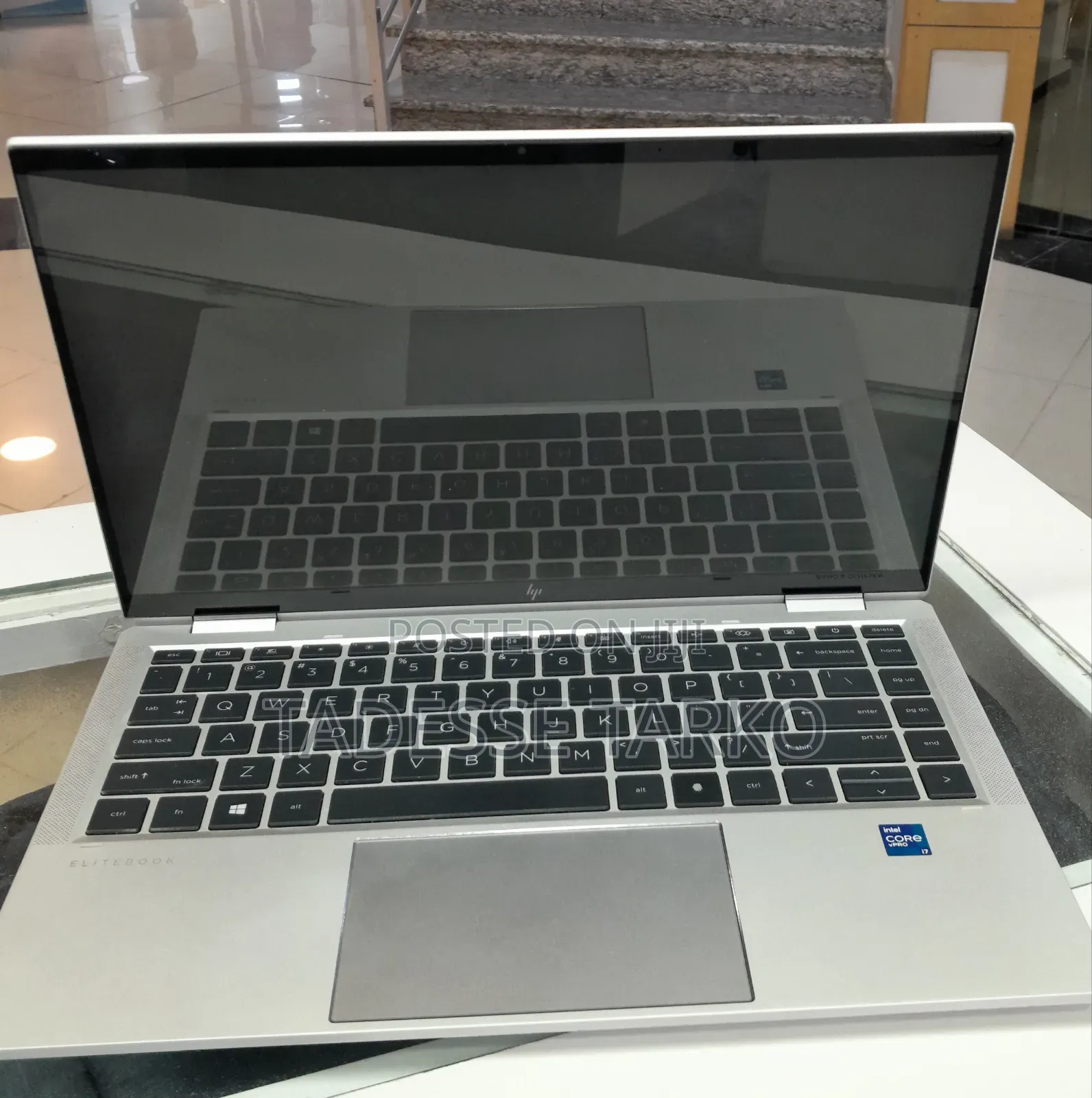 New Laptop HP EliteBook 1040 G8 16GB Intel Core i7 SSD 512GB